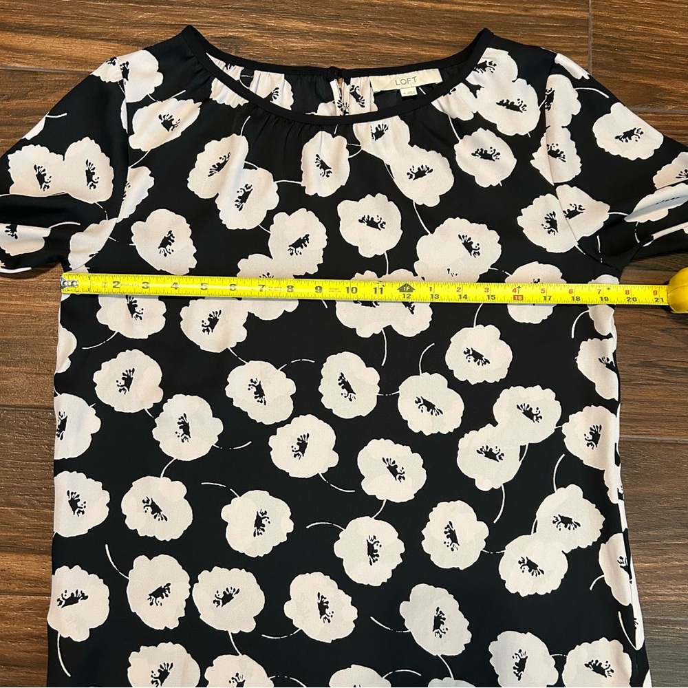 LOFT Women’s Long Sleeve Blouse Poppy Flower Medium Black Cream - Picture 7 of 9